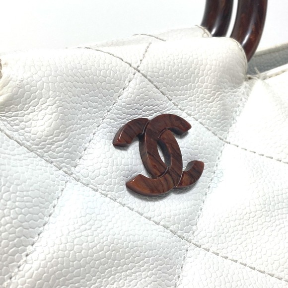 CHANEL White Bag - Picture 5 of 16